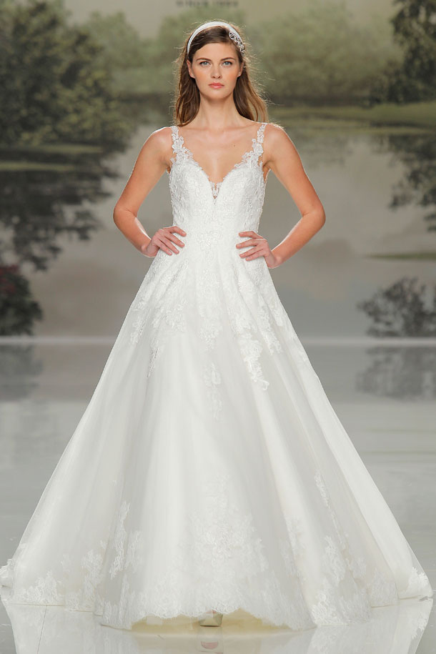 ilovebrides.pt Studio St. Patrick 2018 Barcelona Bridal Fashion Week 2017